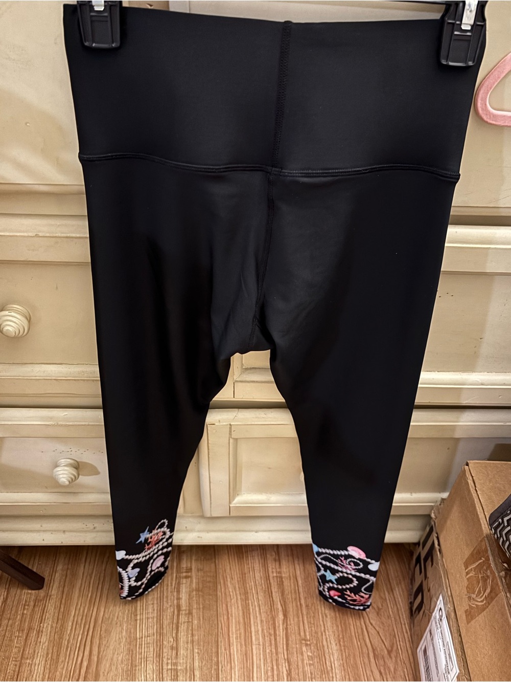BNWT Terez Black Leggings with Pink and Blue sea life size small